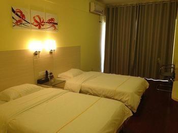 South Ninghua Kai Apartment Hotel Nanning Buitenkant foto